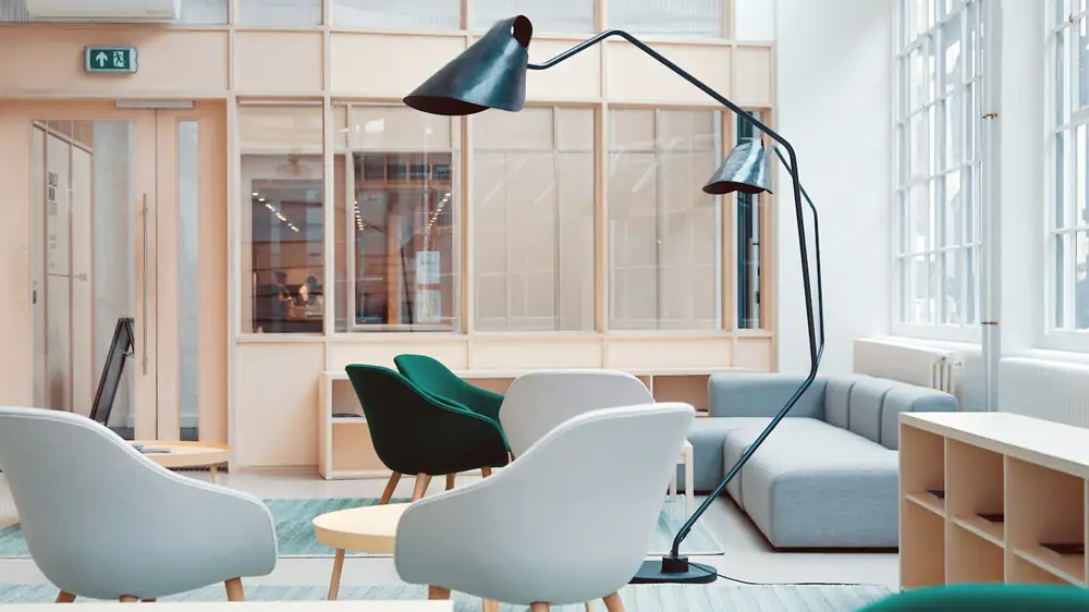 A Home Office in 1.5 Square Metres: The Complete Build
